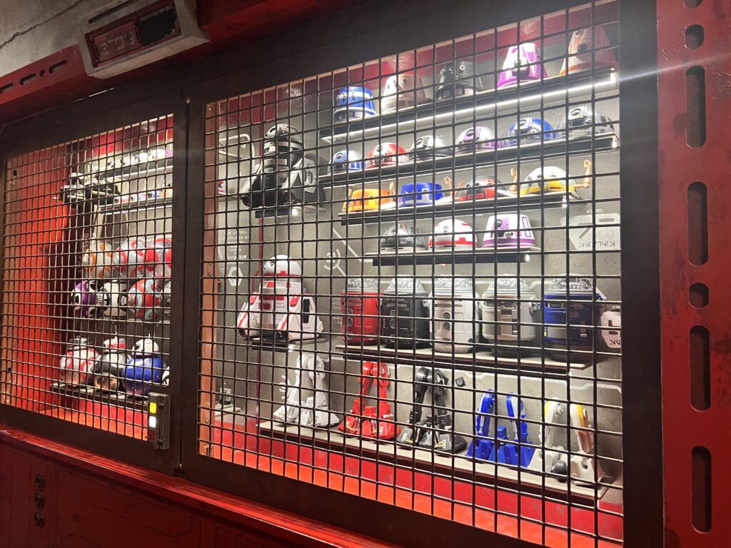 There were many droids to choose from and many different colors.