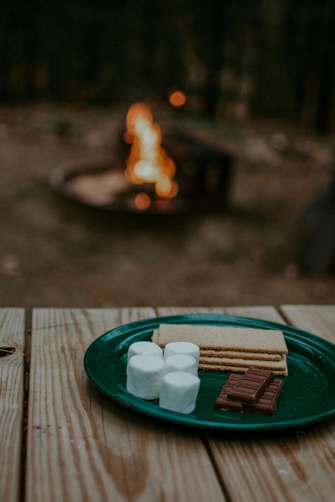 Fall is the perfect time to make s'mores.