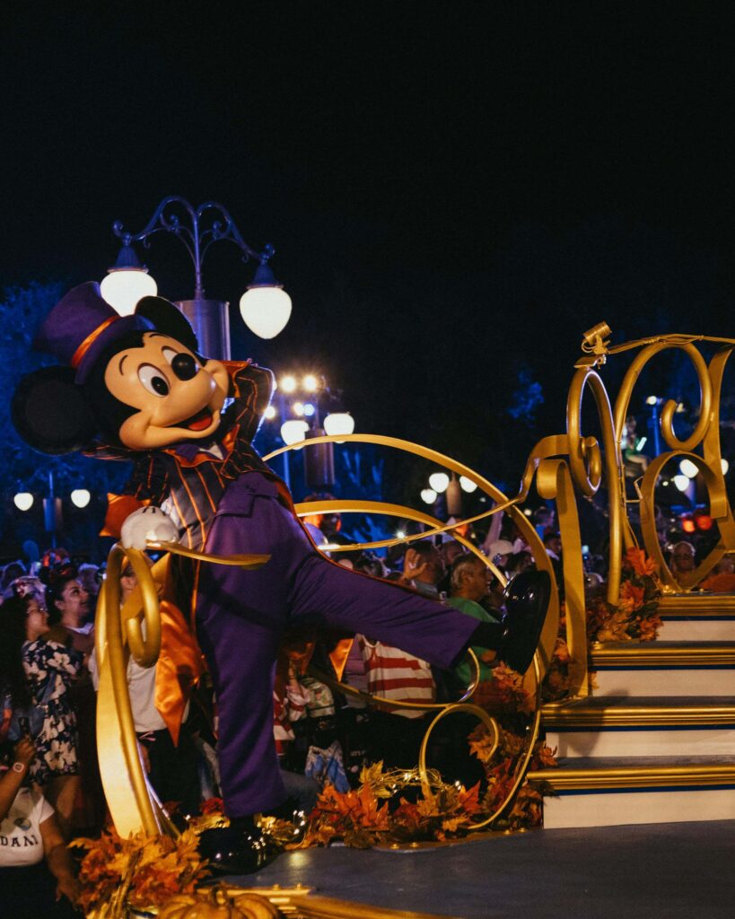 Mickey's Boo-To-You Halloween Parade -Mickey's Not-So-Scary Halloween Party